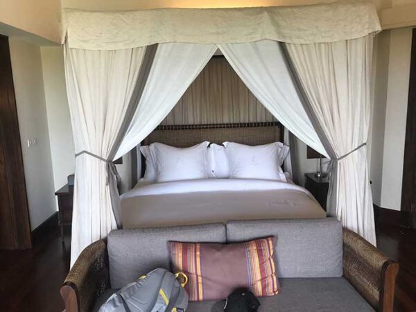 four season safari lodge