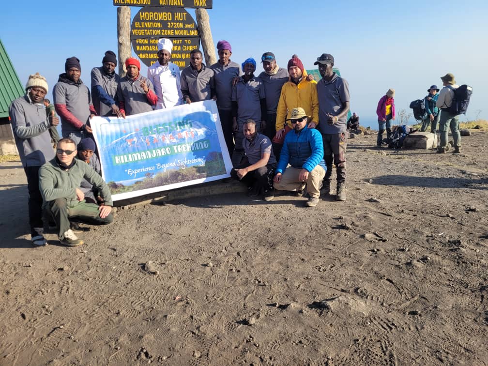 mount kilimanjaro porters at Horombo Camp