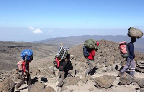 mount kilimanjaro porters