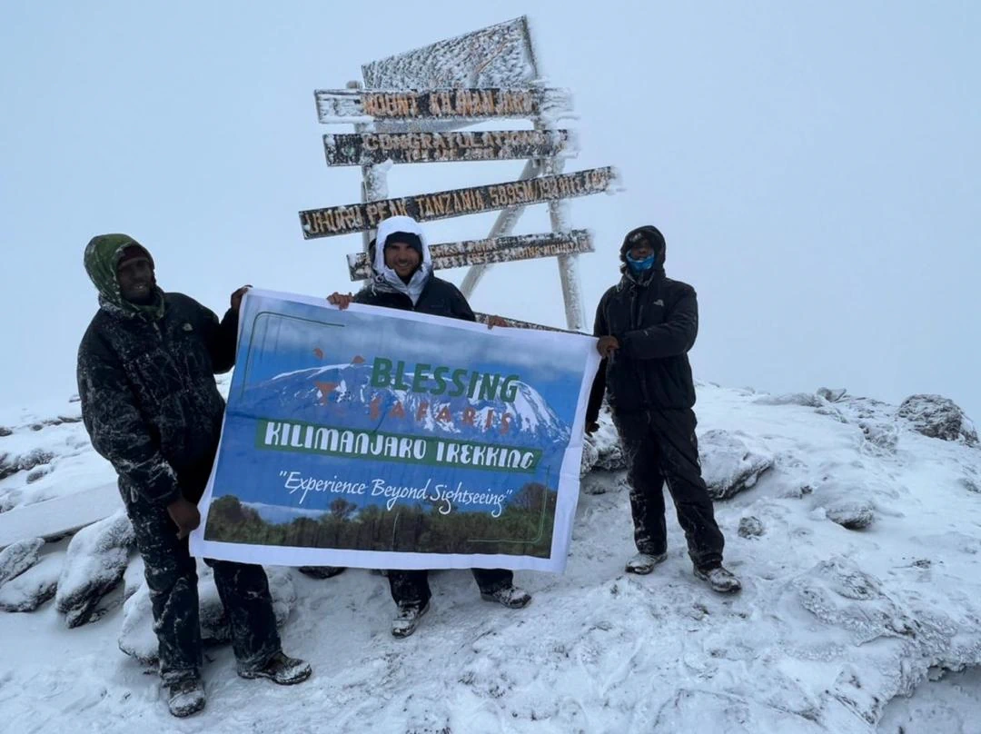kilimanjaro trek via shira route