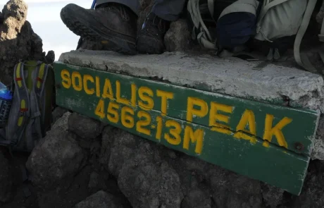 socialist-peakat-4562.12m socialist peak mount meru
