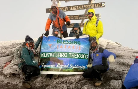 uhuru-peak-on-mount-kilimanjaro uhuru peak