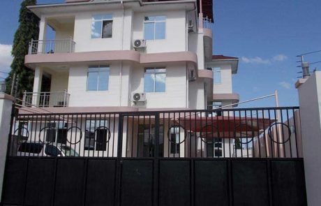 airport transit lodge