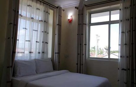 airport transit lodge