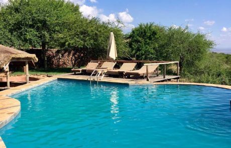 infinity pools at escarpment lodge